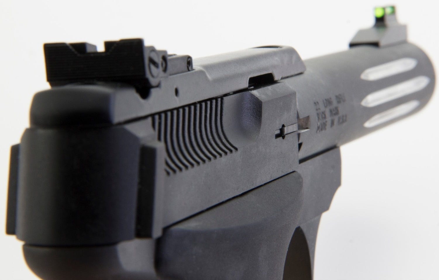 Browning Buck Mark Lite .22 LR 5.5" Barrel 10-Rounds - Image 4