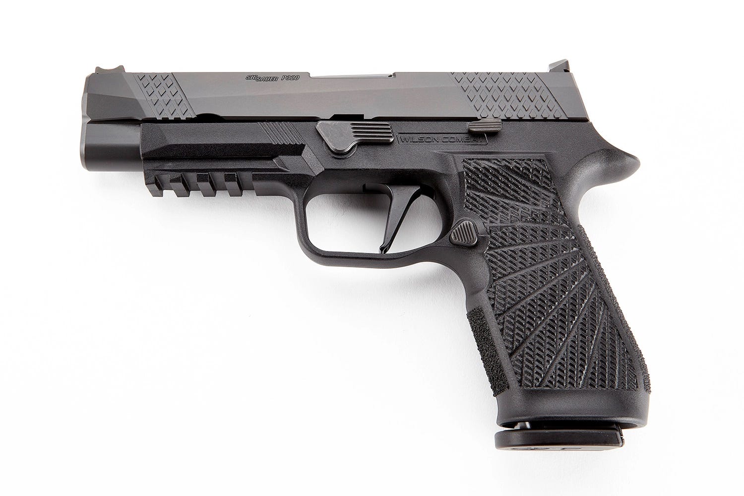Wilson Combat WCP320 9mm 4.7" Barrel 17-Rounds Fiber Optic Front Sight - Image 3